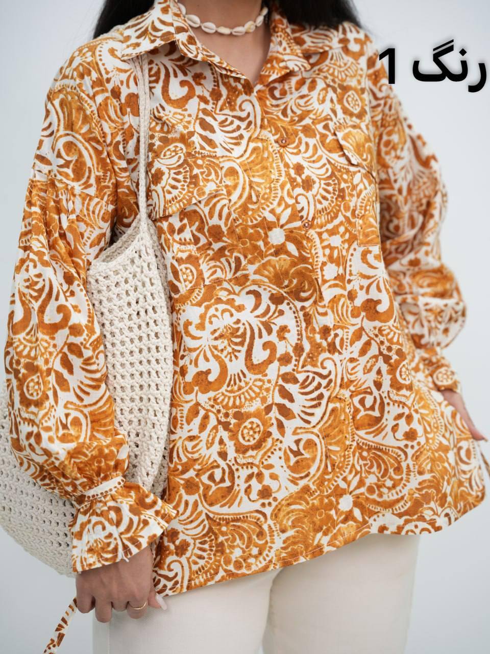 شومیز طرحدار آستین پفی سپیناز کد 6267