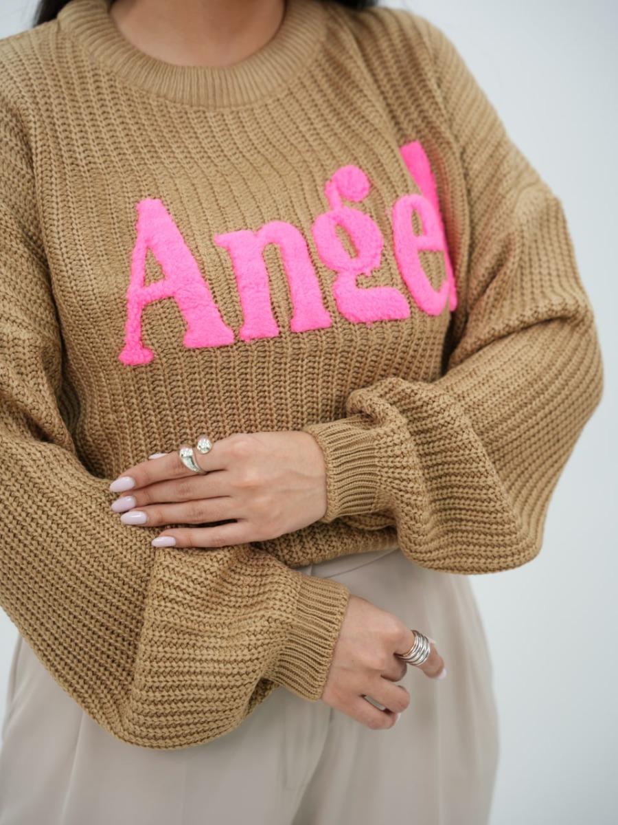 کراپ بافت فرشته کد 6473