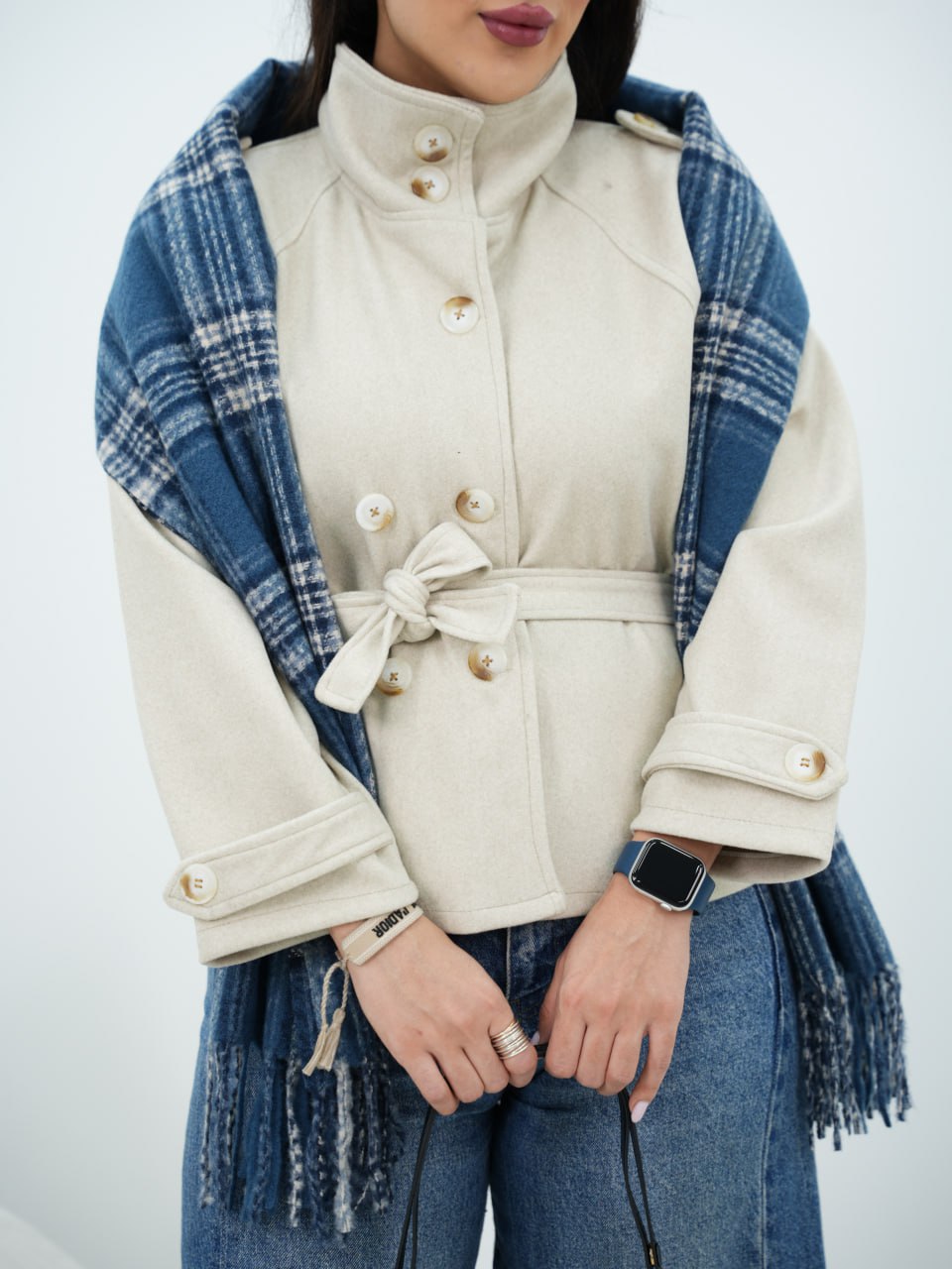 پالتو کوتاه کمردار سرشانه پاگون لامیا کد 6495