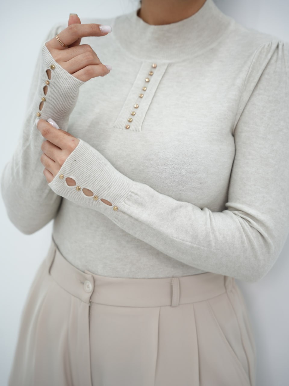 بلوز گپ جلو دکمه خامه کد 6643