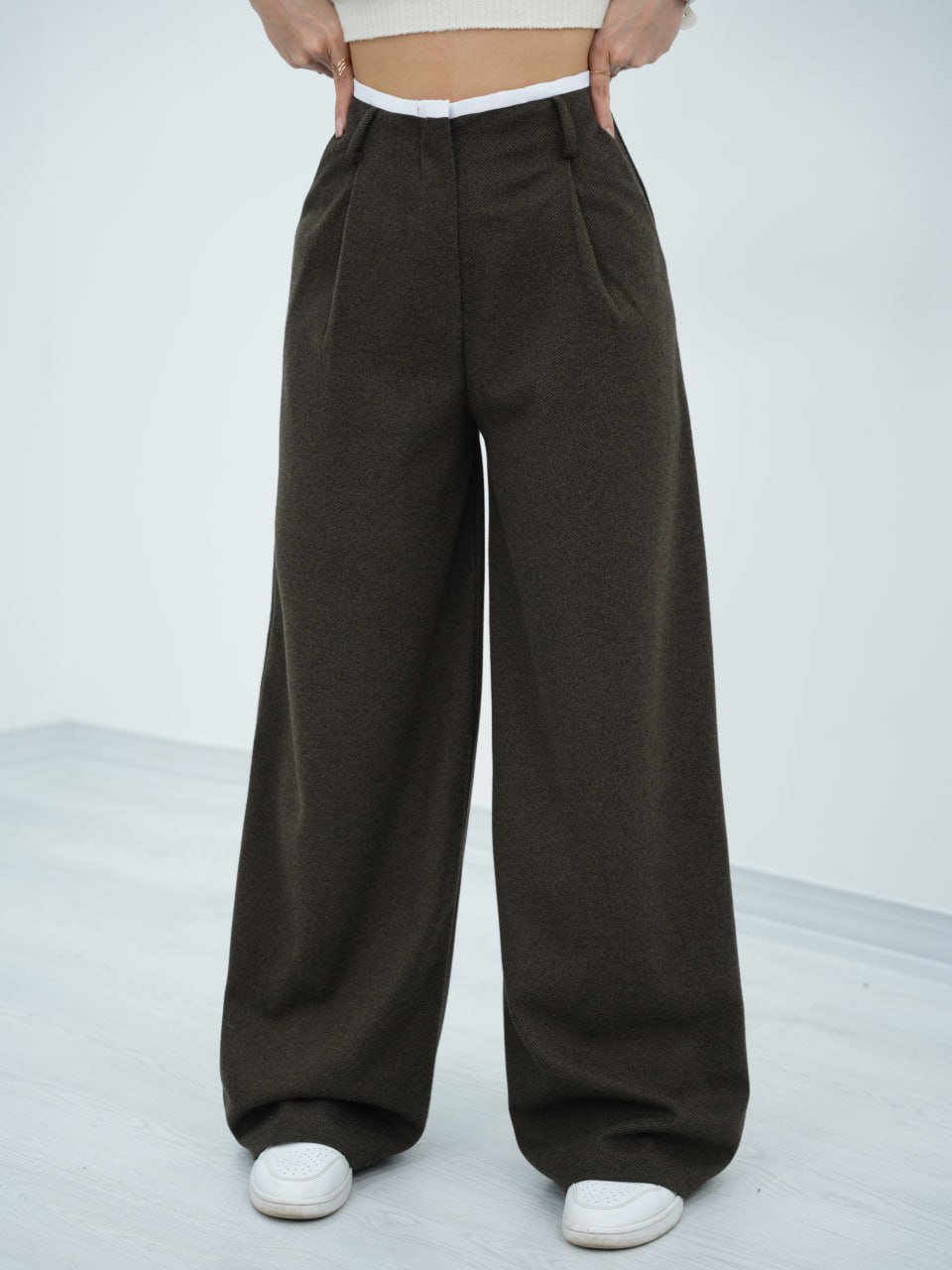 شلوار بگ فوتر کمرسفید لیرا کد 6702