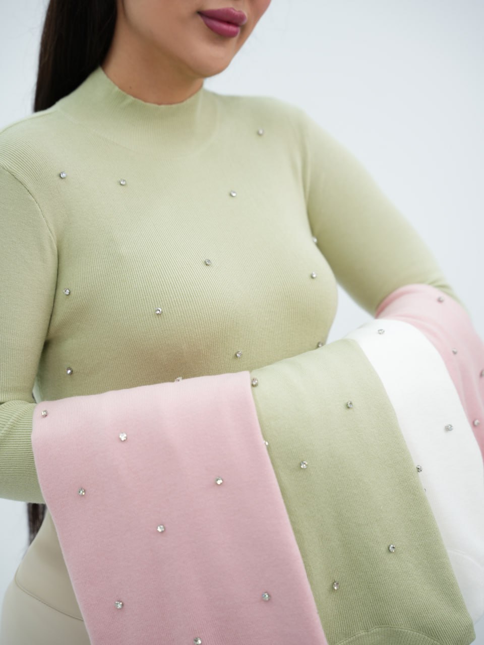 بافت گپ نگین دار زمرد کد 6706