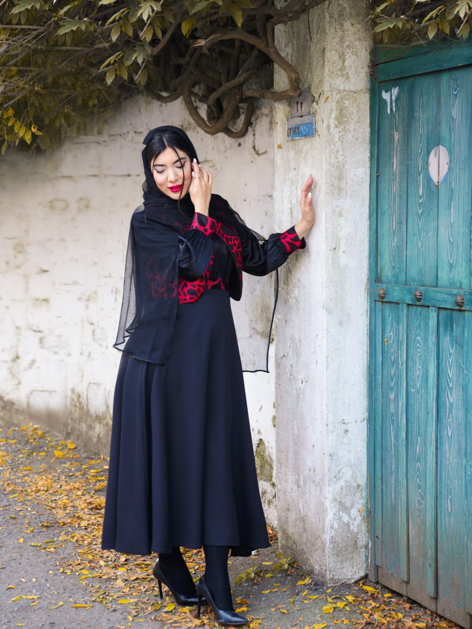 ست سه تیکه مخمل انار کد6709