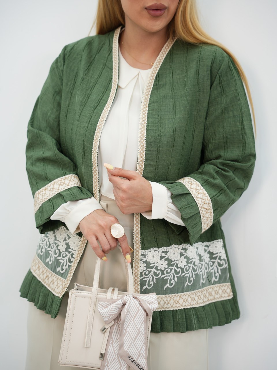 مانتو کتی عروسکی گیپور کارولی کد7423