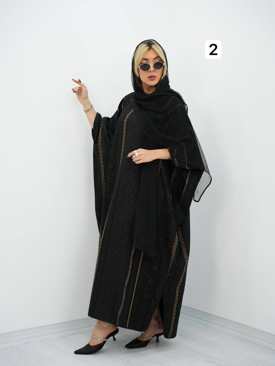 عبایی پانچ طرحدار ساتین کد7543