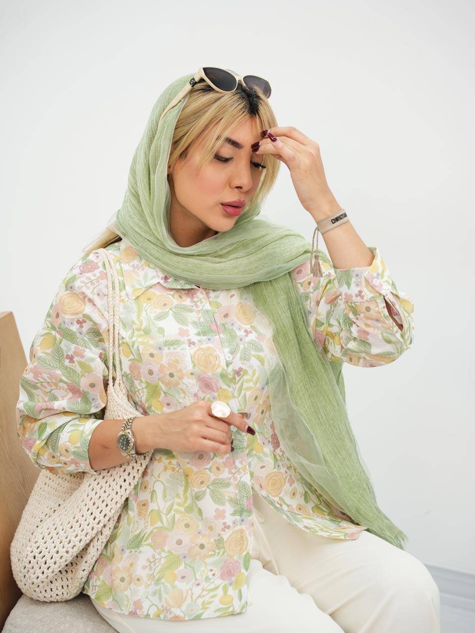 شومیز گلدار تک جیب آیسا کد7572